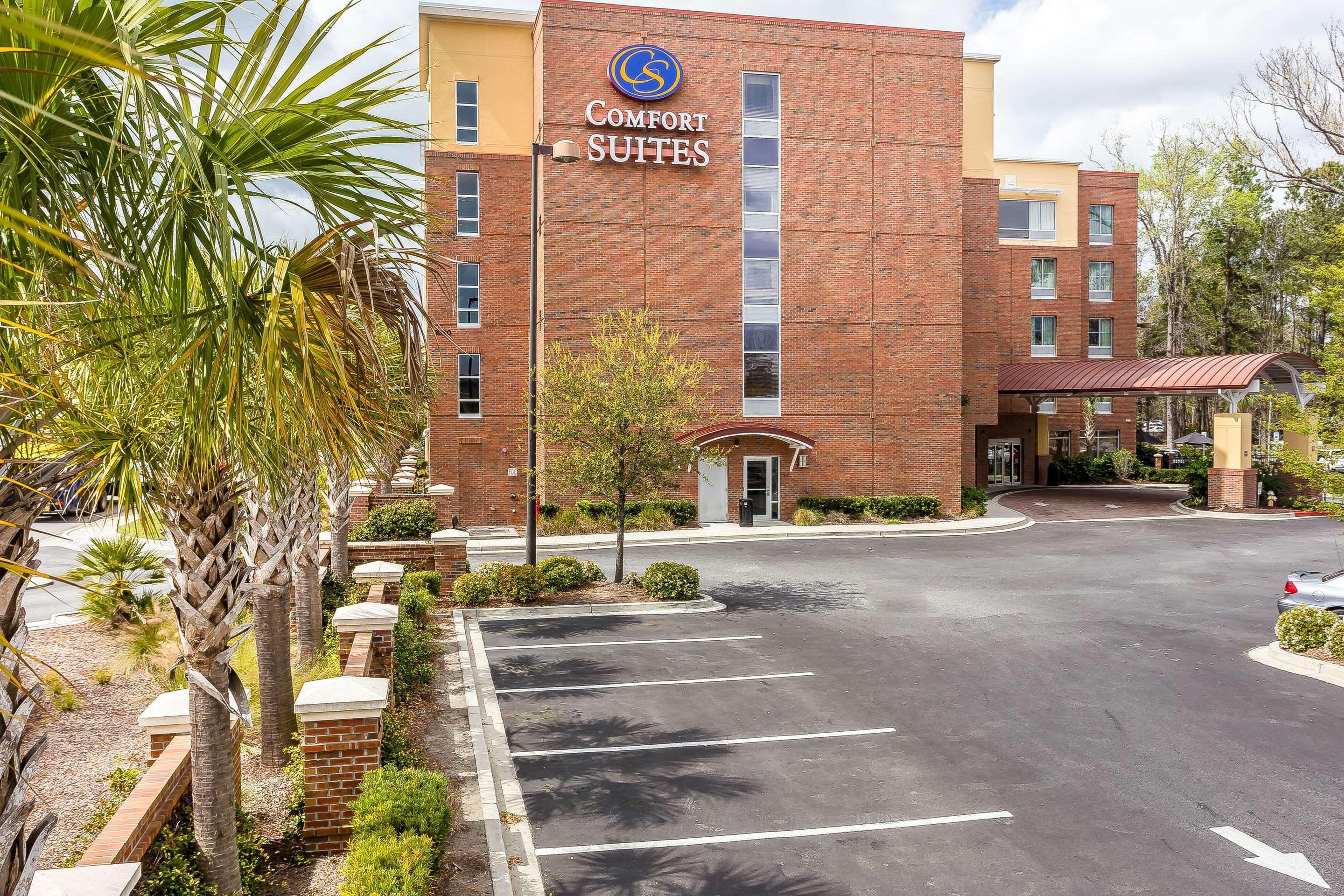 Comfort Suites Charleston West Ashley Exterior photo